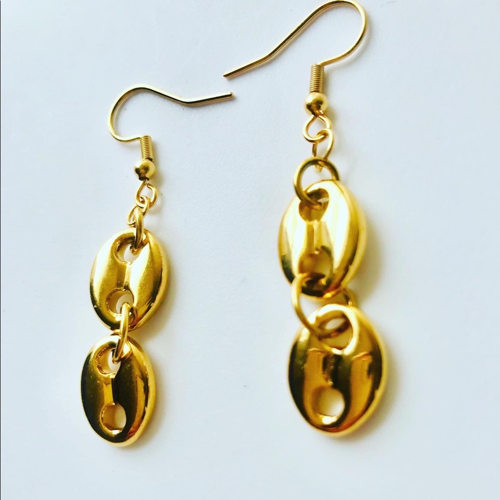 Trending Drops Earrings